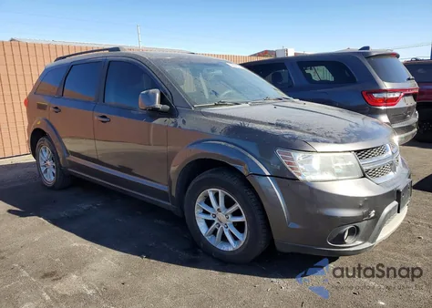 2015 Dodge Journey Sxt z USA, uszkodzony, nr VIN 3C4PDCBGXFT718097